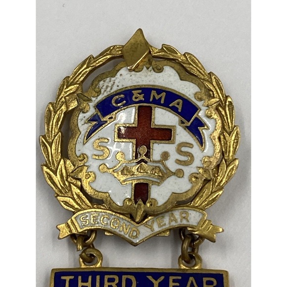 Vintage C&MA 8 Year Attendance Pins Little Cross and Crown 1/20 10k Gold Filled - Picture 2 of 10